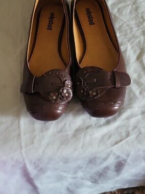 Unlisted Brown Leather Floral Buckle Ballet Flats